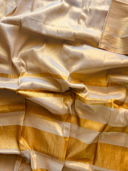 Gold mul tissue saree