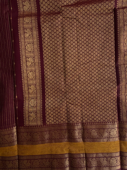 Kanchi cotton saree in Vairaoosi & butta weaves & grand pallu - Brown