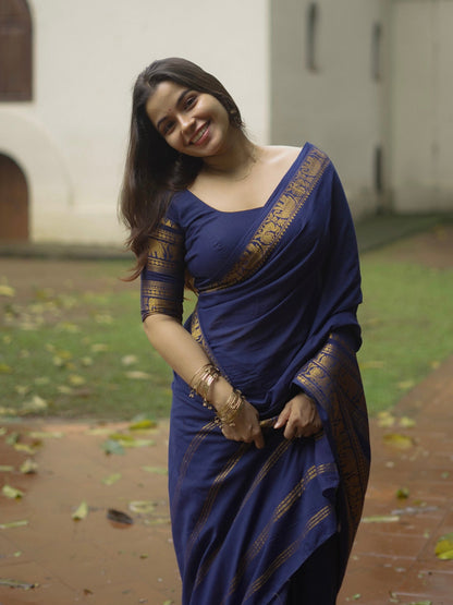 Sungudi saree with rettapett border - blue