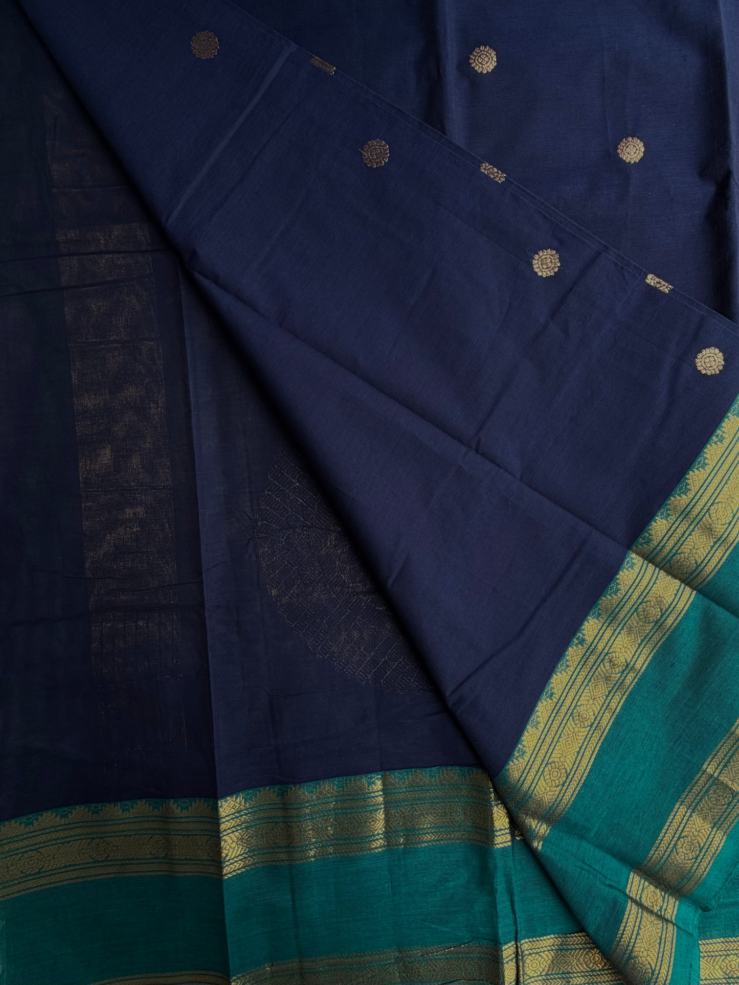 Kanchi cotton saree with butta weaves & zari pallu