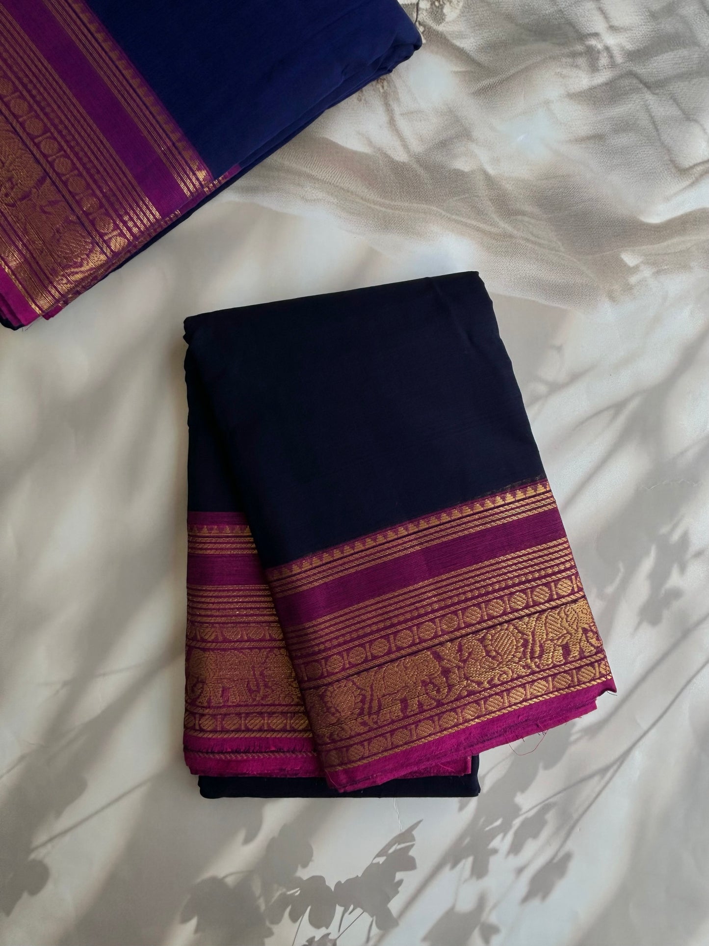 Kanchi cotton saree with Zari border