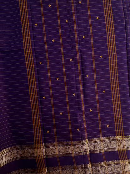 Kanchi cotton saree in checks & butta weaves