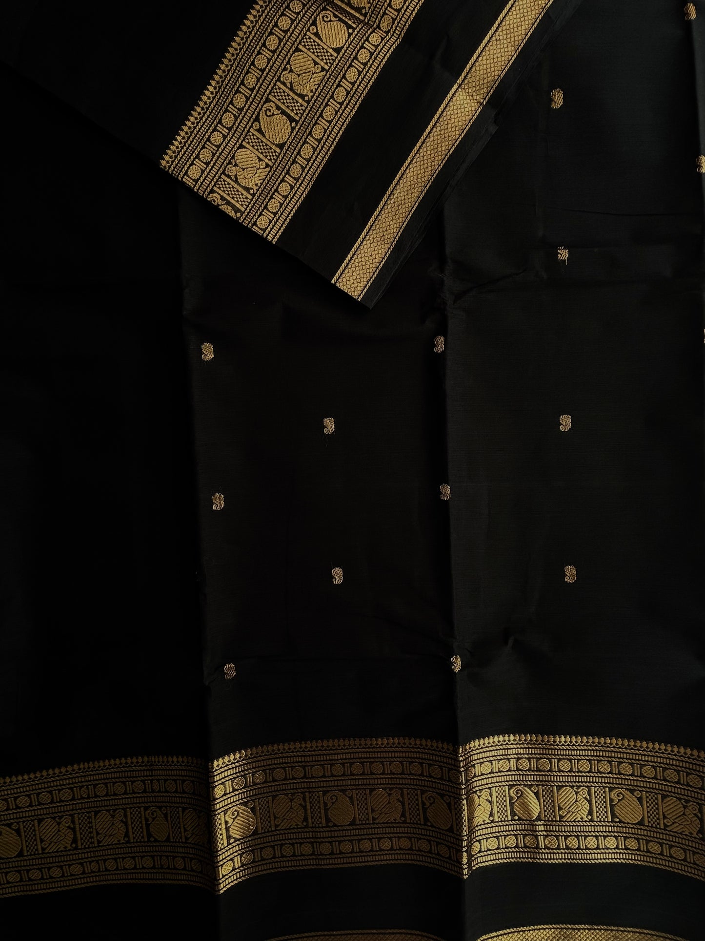 Kanchi cotton saree with butta weaves black