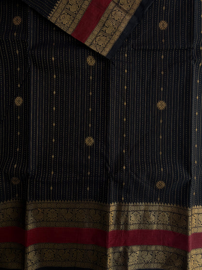 Kanchi cotton saree with Vairaoosi & butta weaves with grand pallu