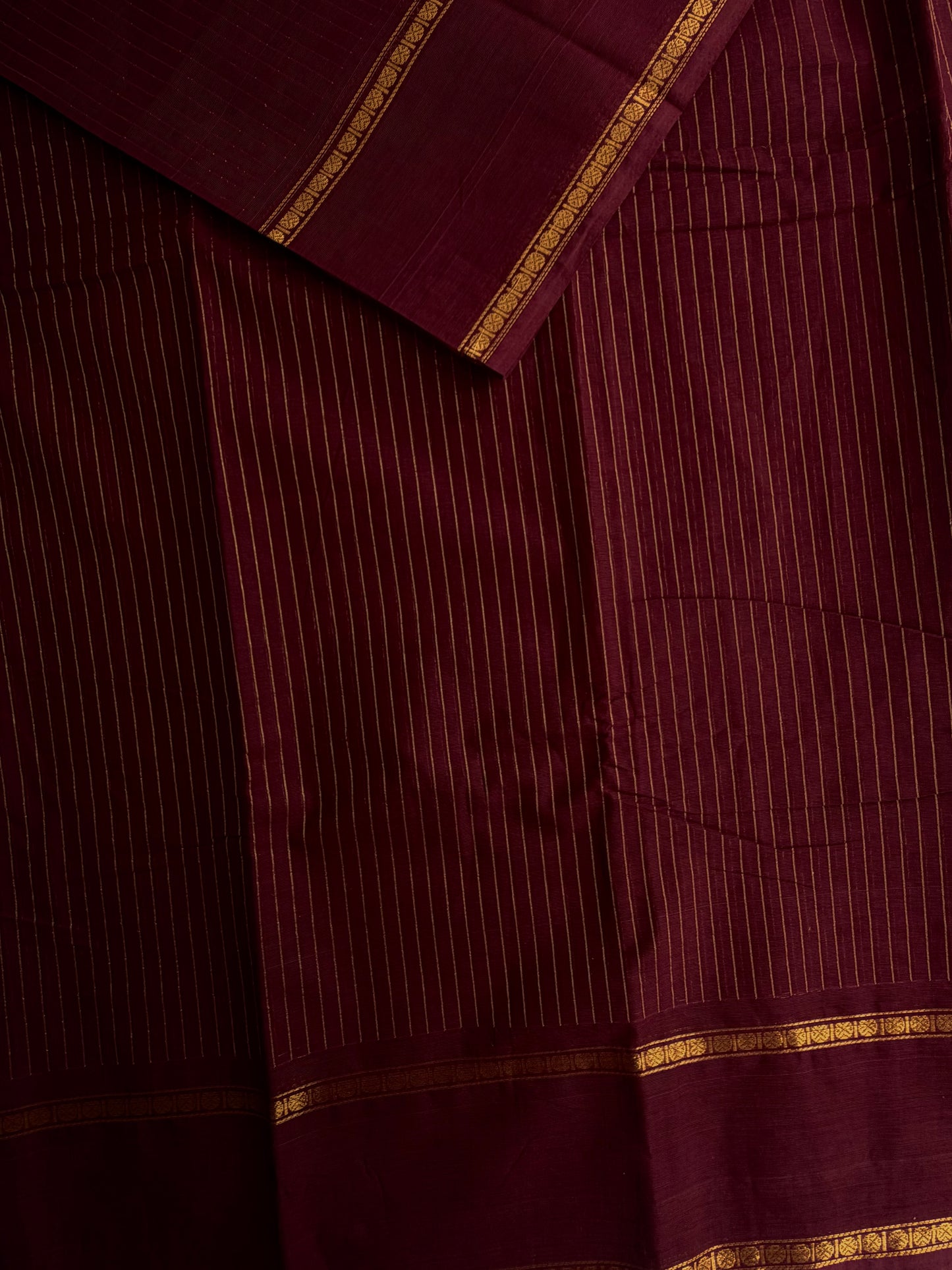 Kanchi cotton saree in Vairaoosi pattern maroon