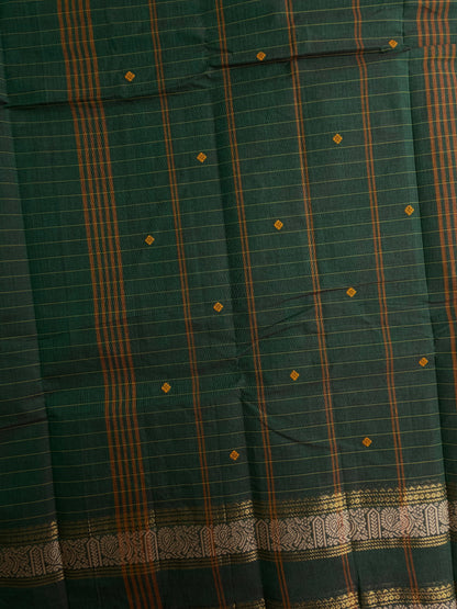 Kanchi cotton saree in kattam pattern with butta weaves