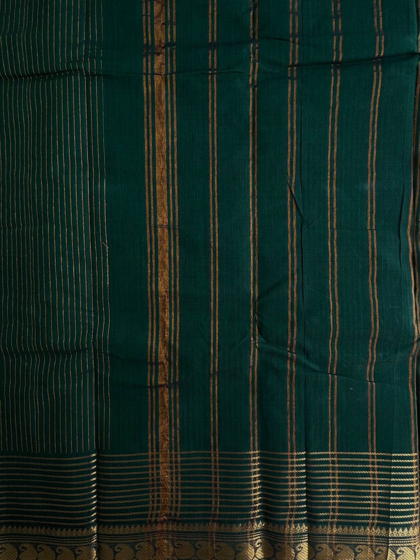 Kanchi cotton saree with Vairaoosi weaves green