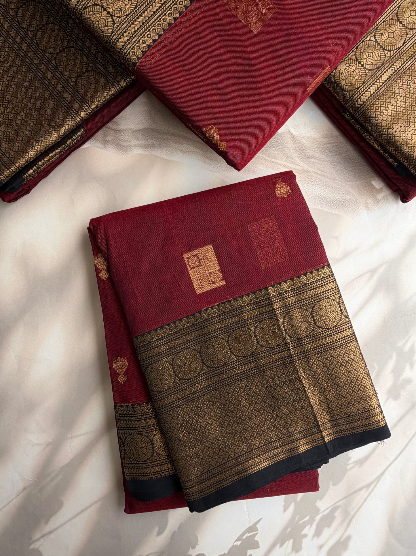 Kanchi cotton saree in butta weaves & grand pallu