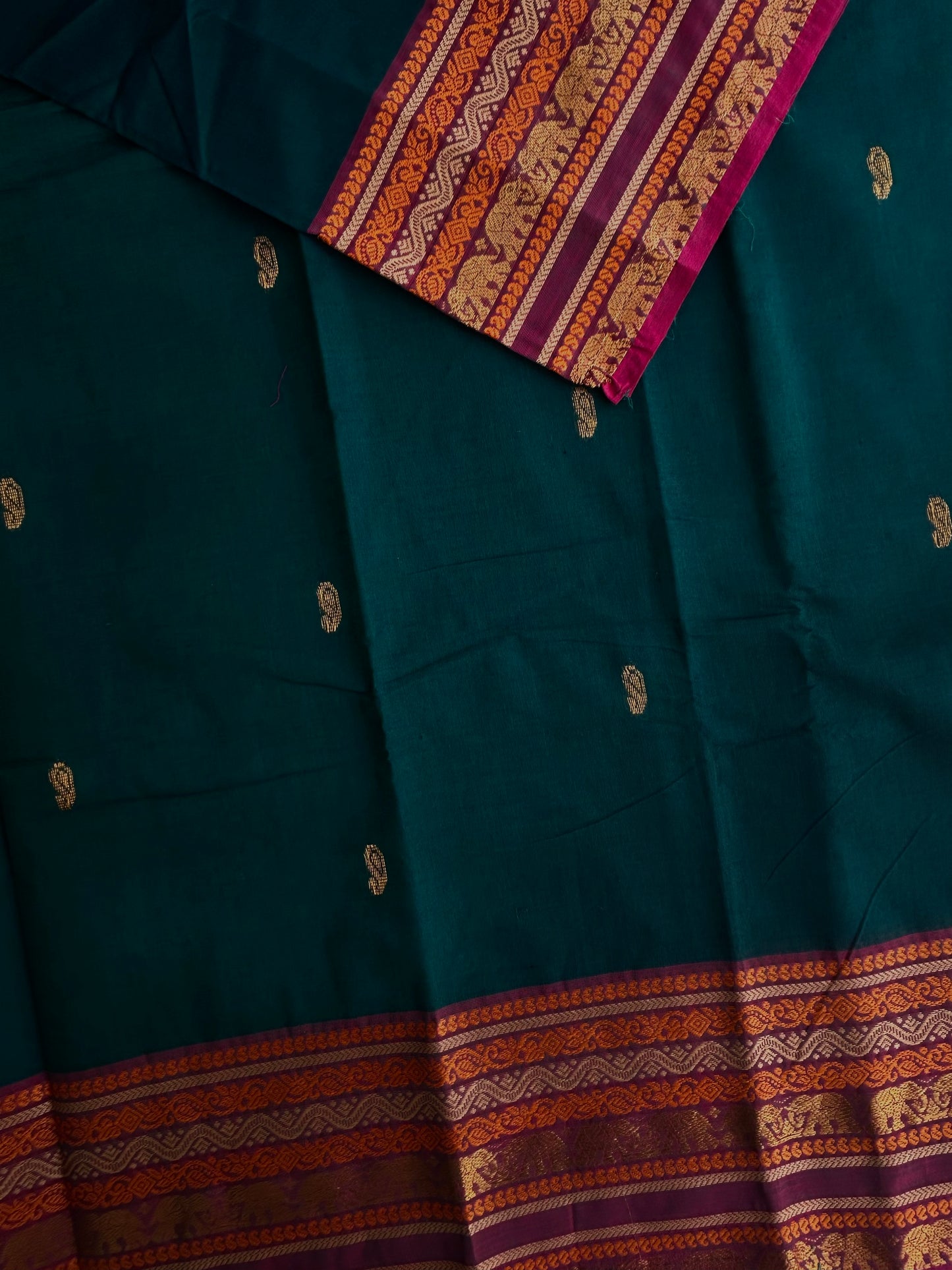 Kanchi cotton saree with butta weaves