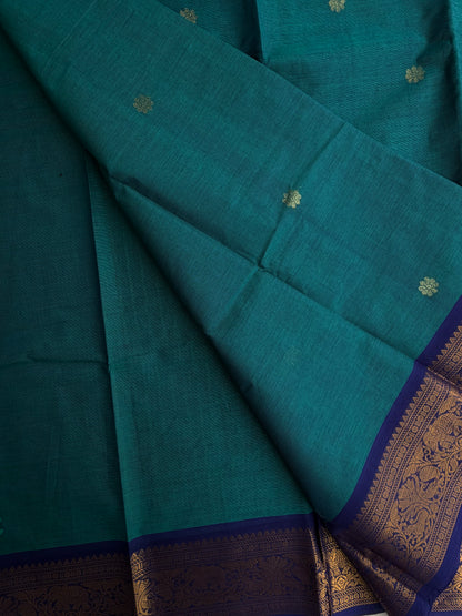 Kanchi cotton saree in butta weaves & zari pallu