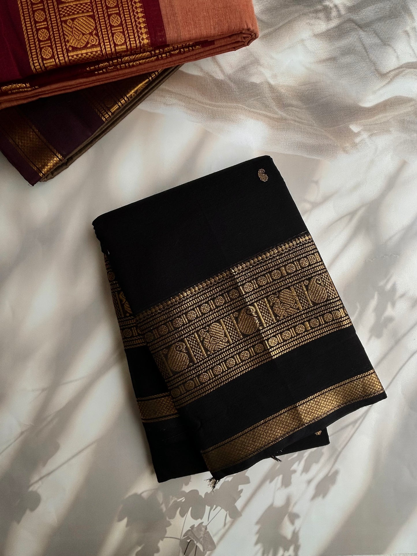 Kanchi cotton saree with butta weaves black