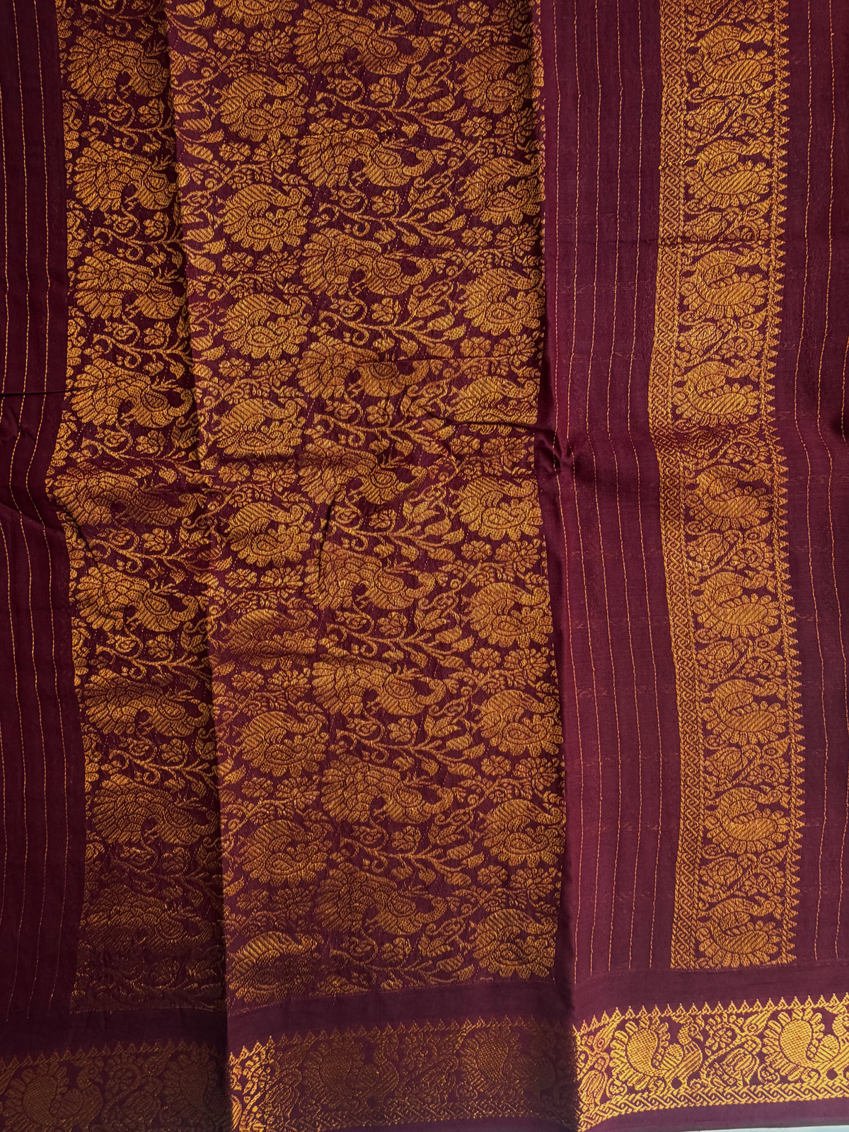 Velthari kattam Sungudi Cotton saree with grand pallu