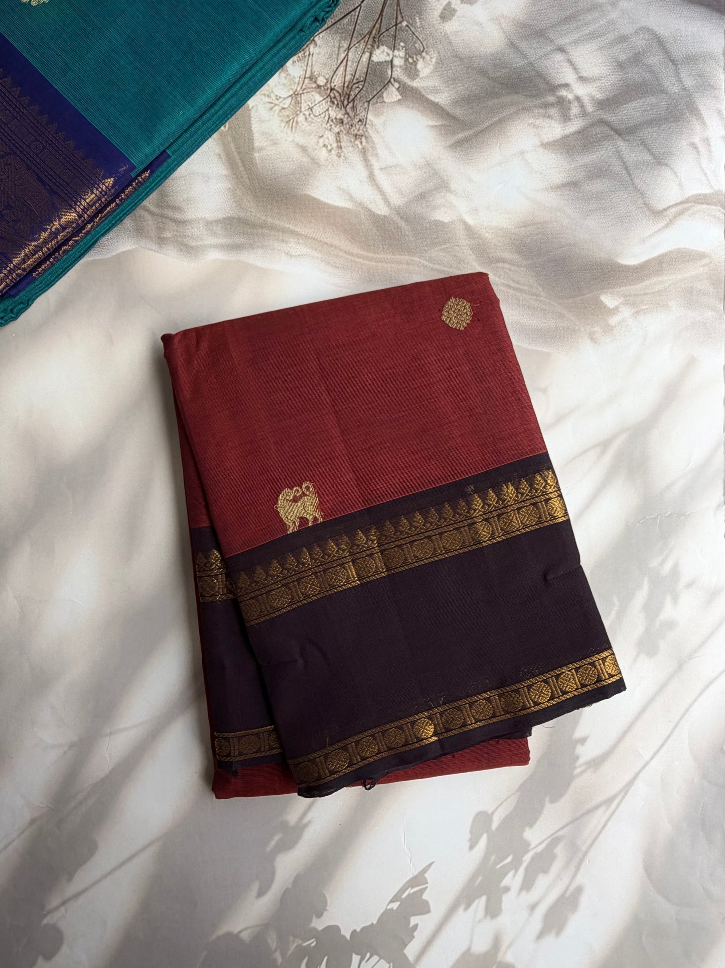 Kanchi cotton saree with butta weaves & zari pallu