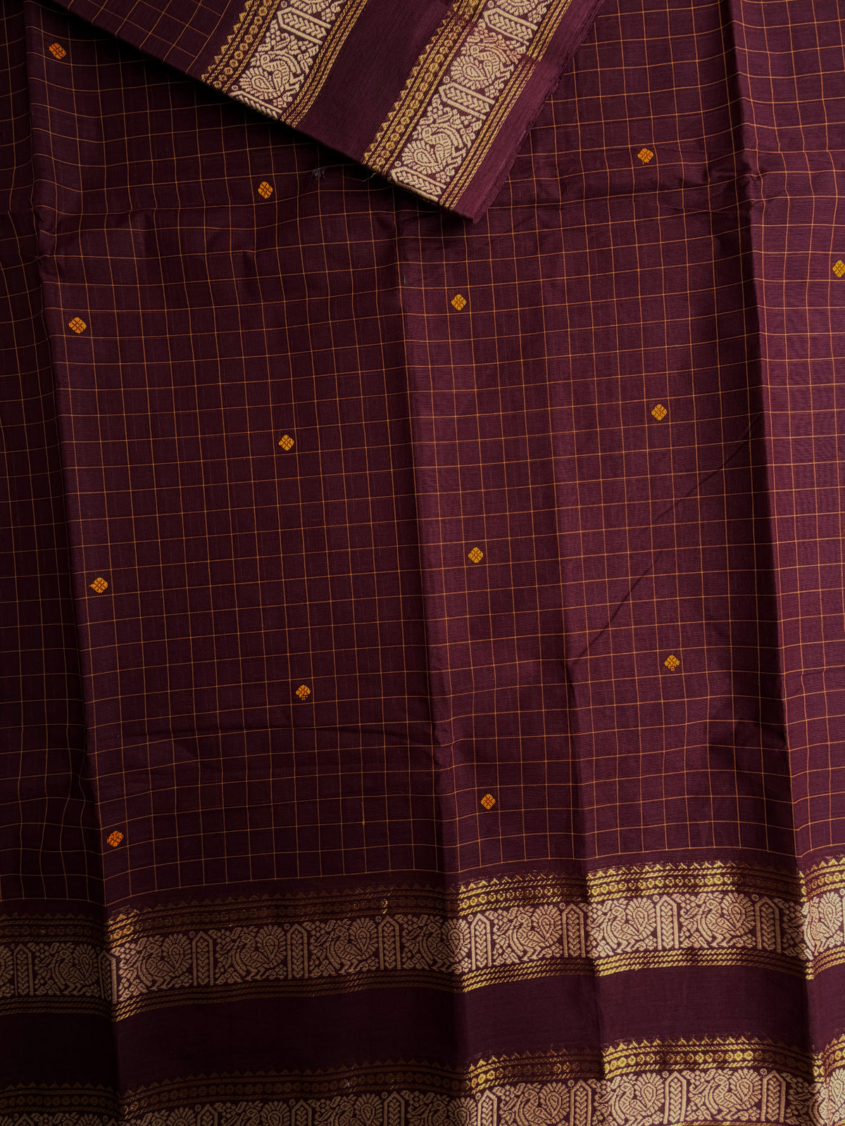 Kanchi cotton saree in kattam pattern with butta weaves