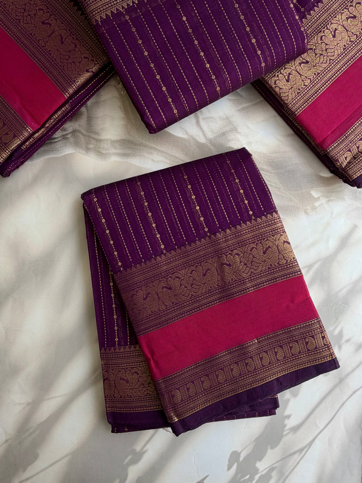 Kanchi Vairaoosi weaves saree & grand pallu purple