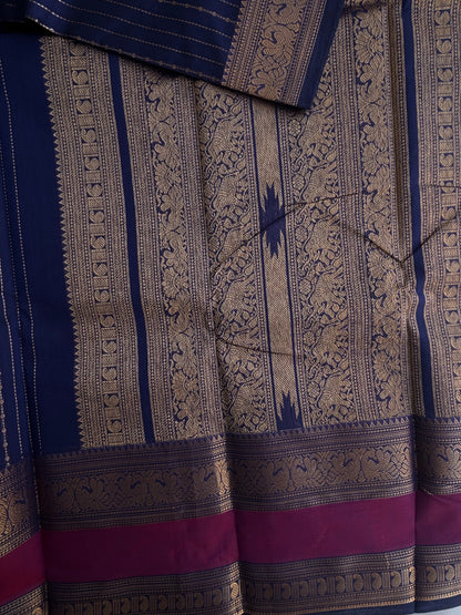 Kanchi Vairaoosi weaves saree - dark blue