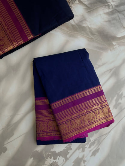 Kanchi cotton saree with zari border