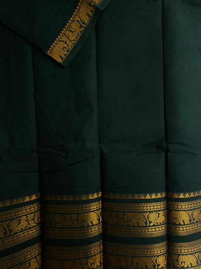 Sungudi saree with rettapett border - green