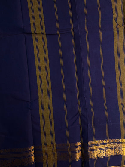 Kanchi cotton saree with zari border