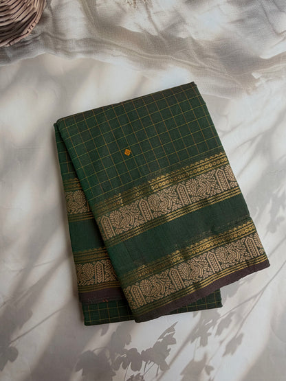Kanchi cotton saree in kattam pattern with butta weaves