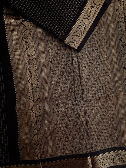 120 count Kanchi cotton with zari kattam & grand pallu