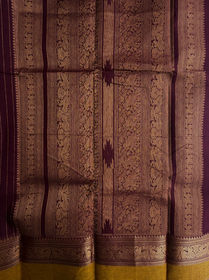 Kanchi cotton saree in Vairaoosi weaves & grand pallu - Brown