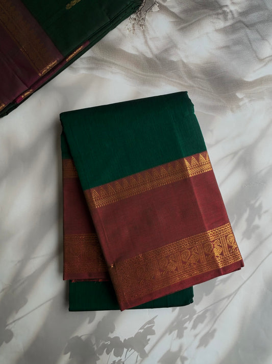 Kanchi cotton saree with contrast zari border