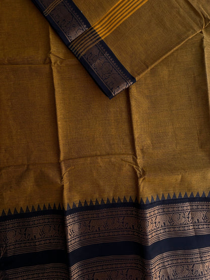 Kanchi cotton saree with rettapett border