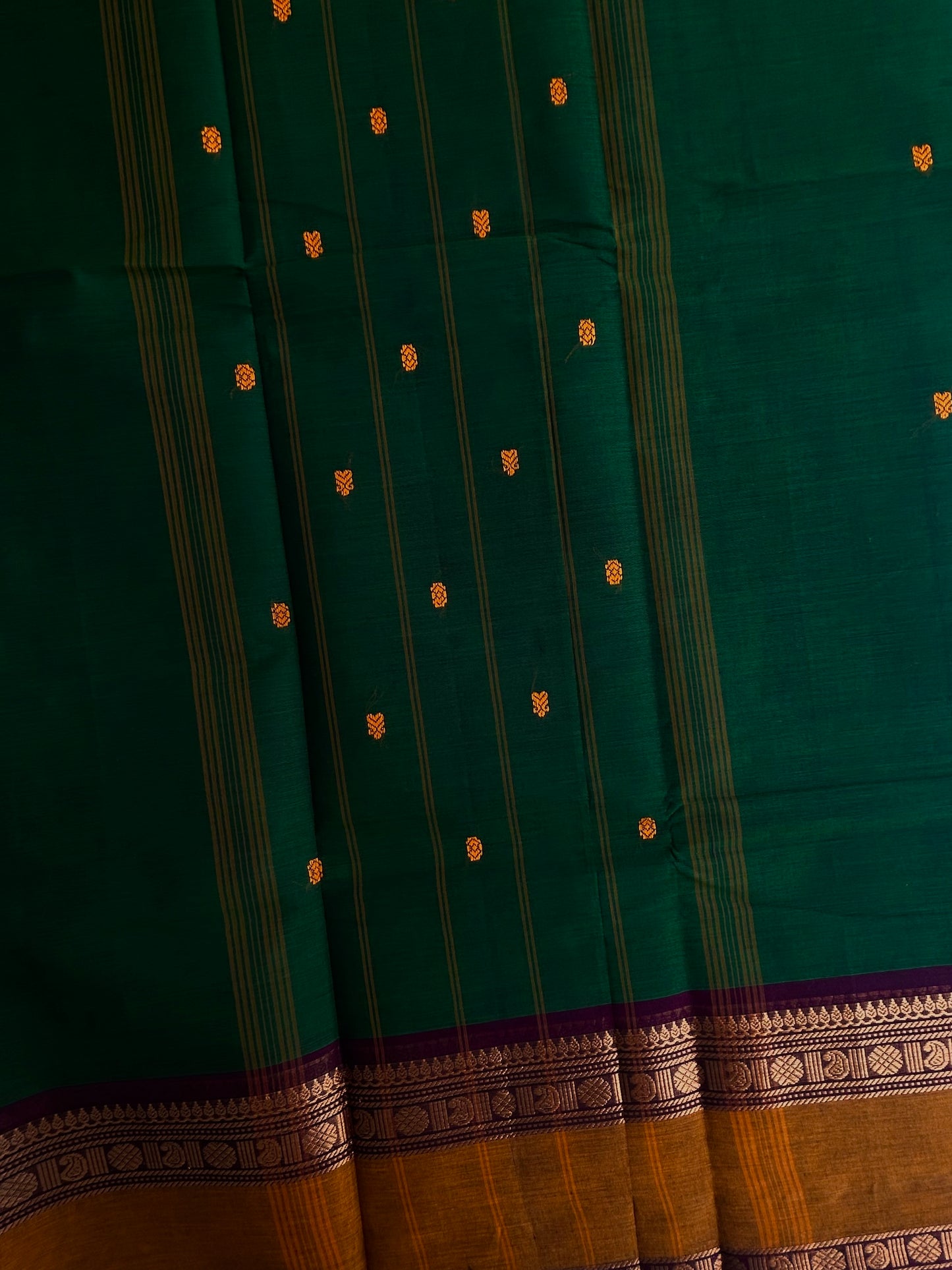 Kanchi cotton saree with butta weaves