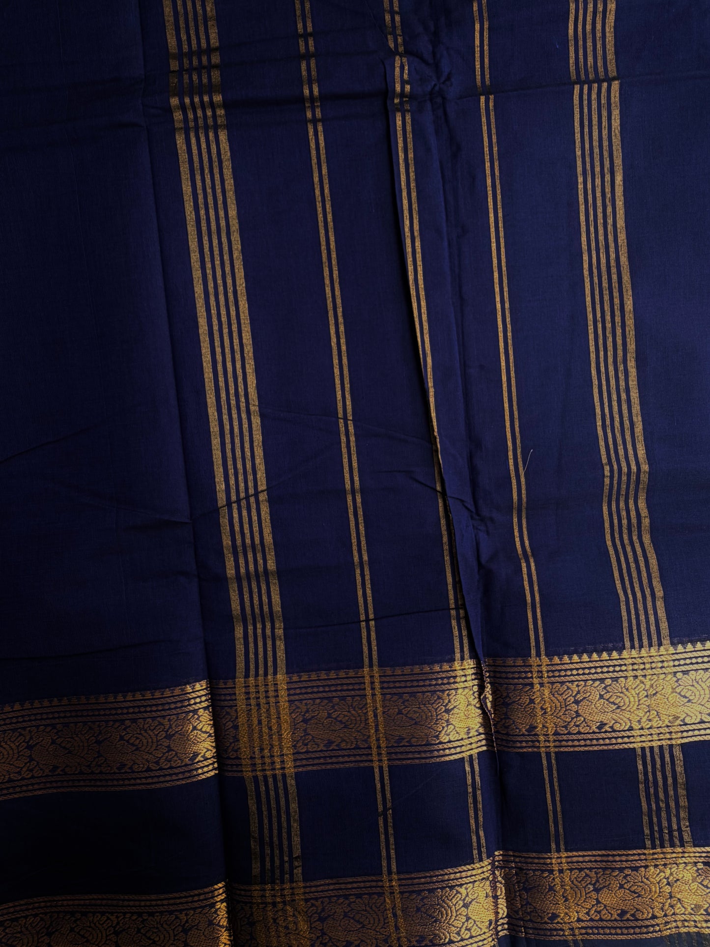 Kanchi cotton saree with rettapett border Royal blue