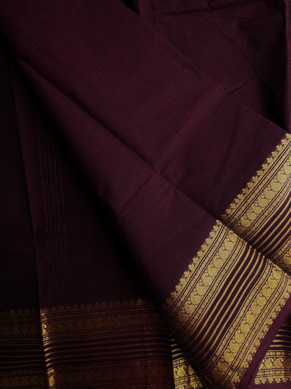 Kanchi cotton with zari weaves