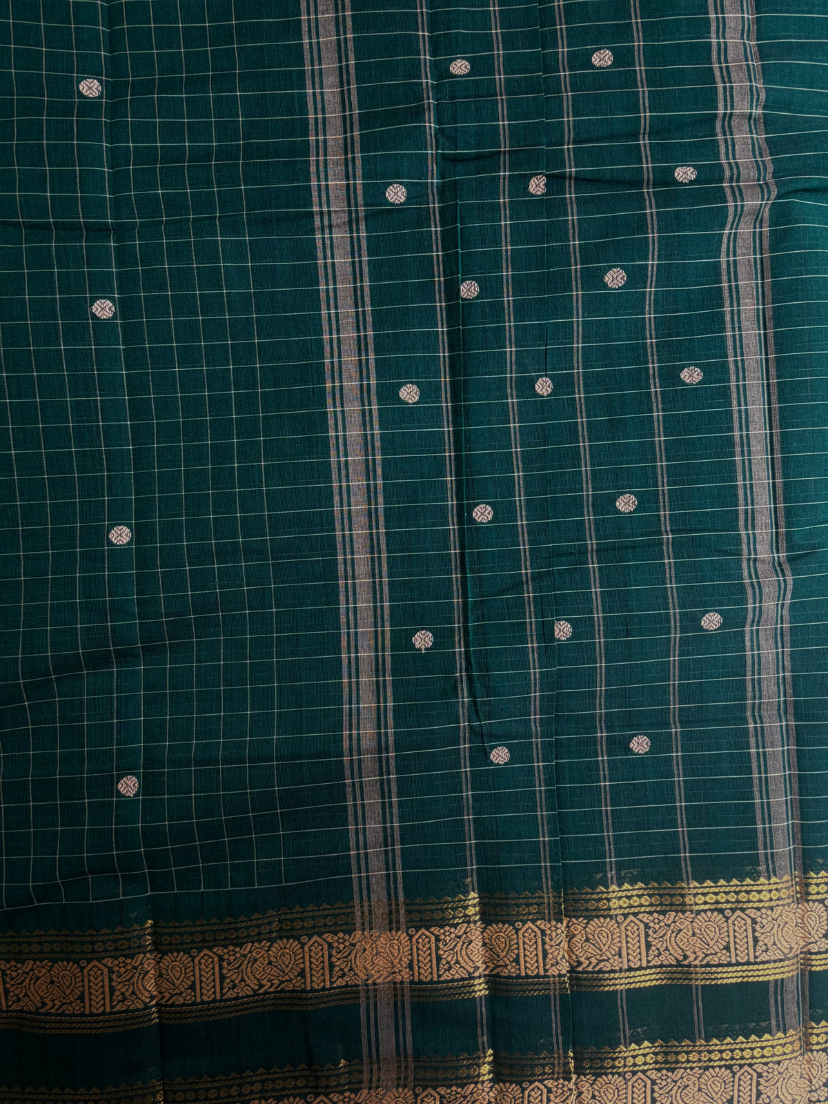 Kanchi cotton saree with kattam & butta weaves Green