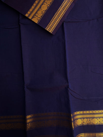 Kanchi cotton saree with zari border
