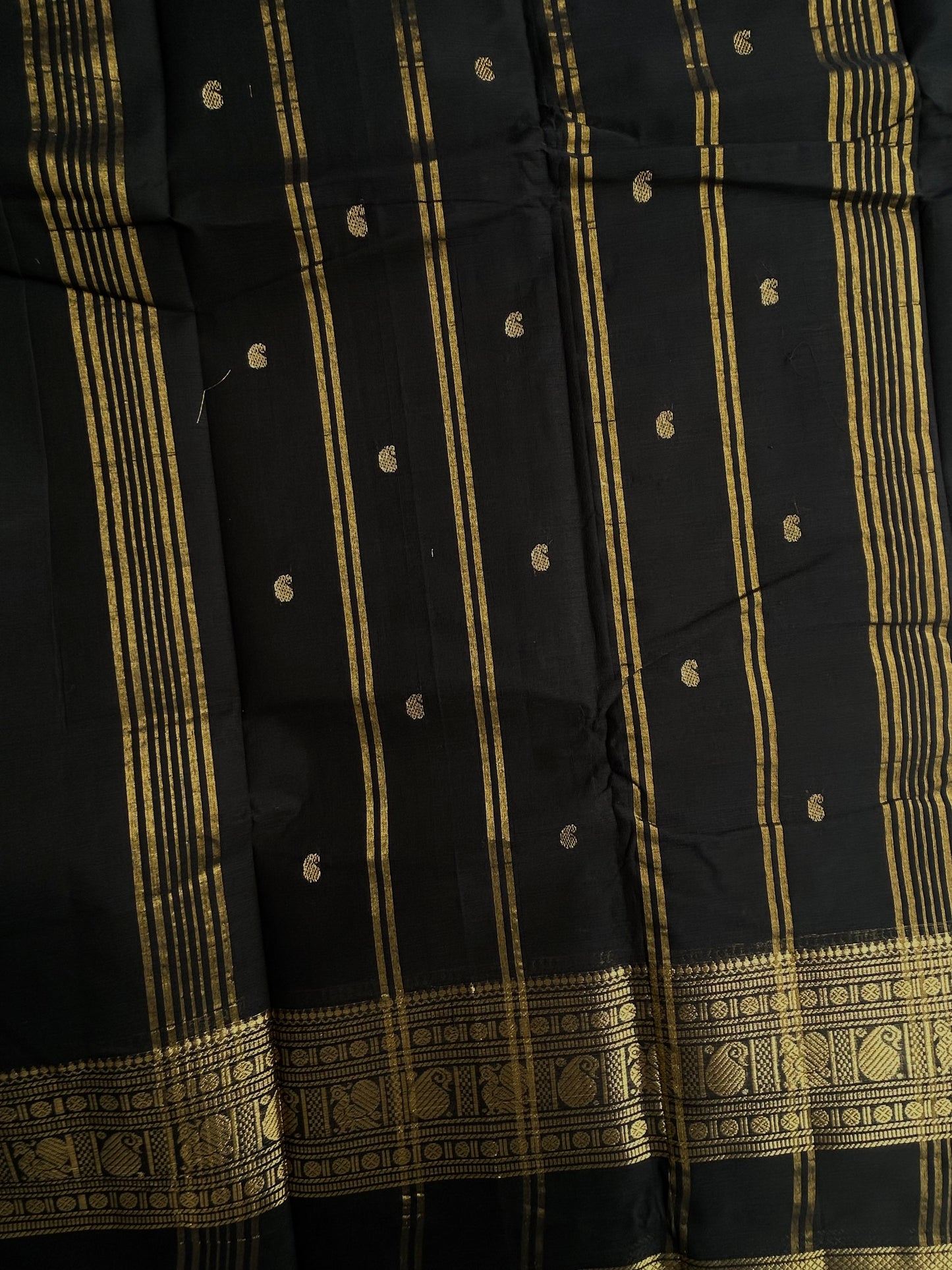 Kanchi cotton saree with butta weaves black