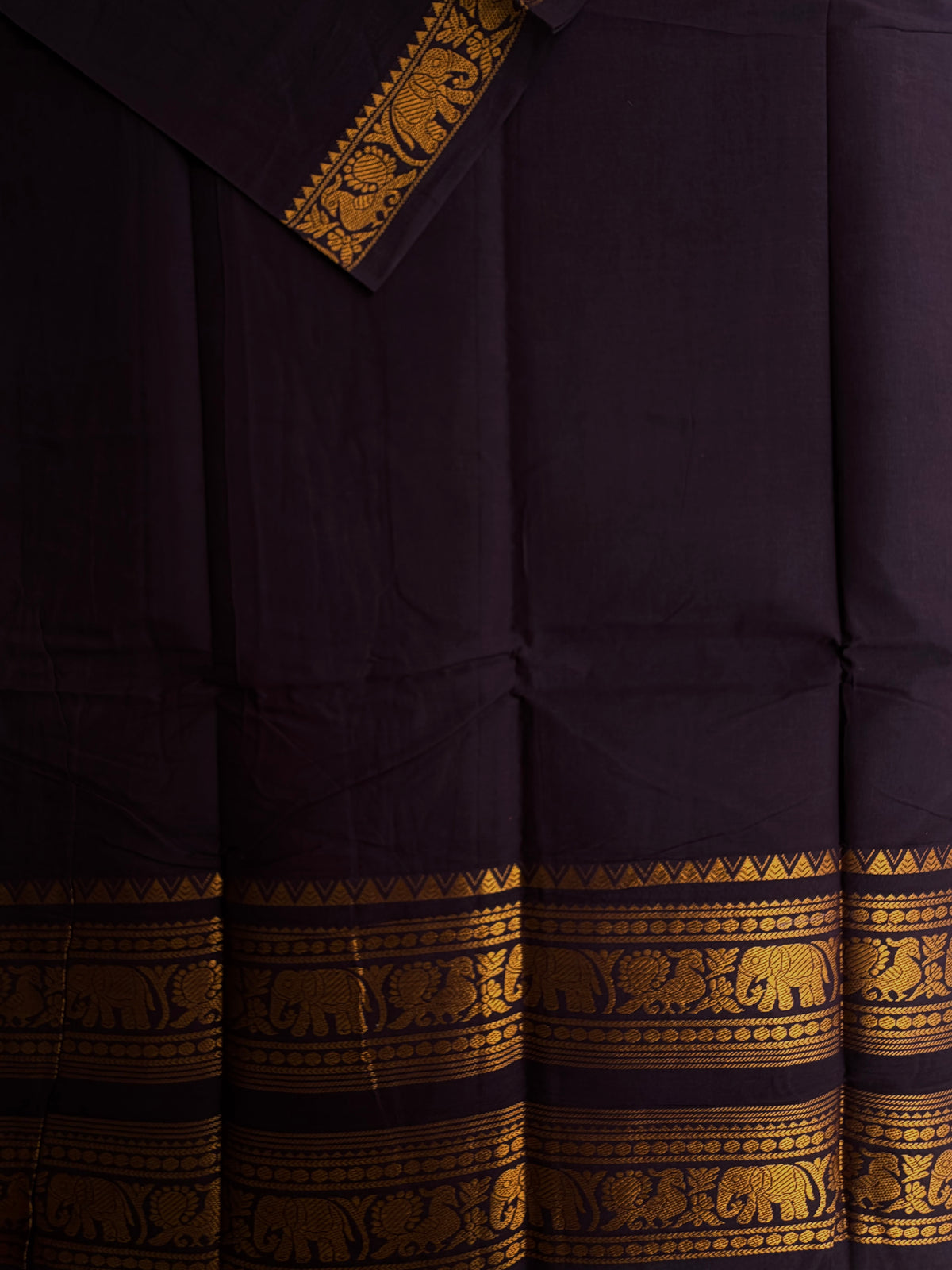 Sungudi saree with rettapett border - brown