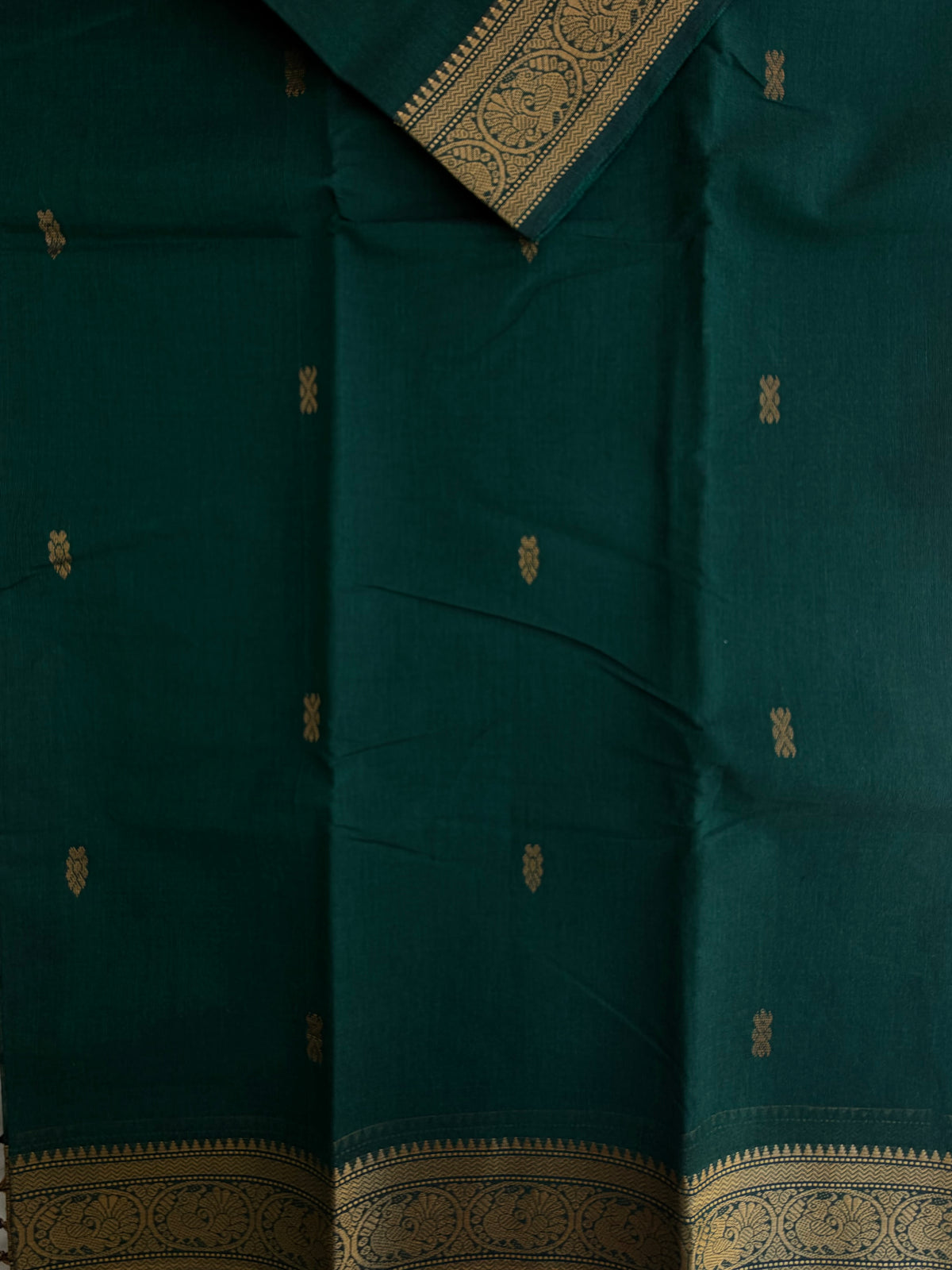 Kanchi cotton saree with butta weaves green