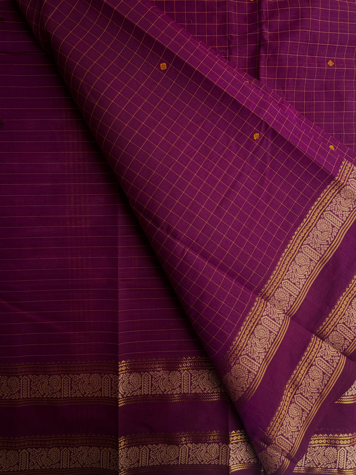 Kanchi cotton saree with kattam & butta weaves