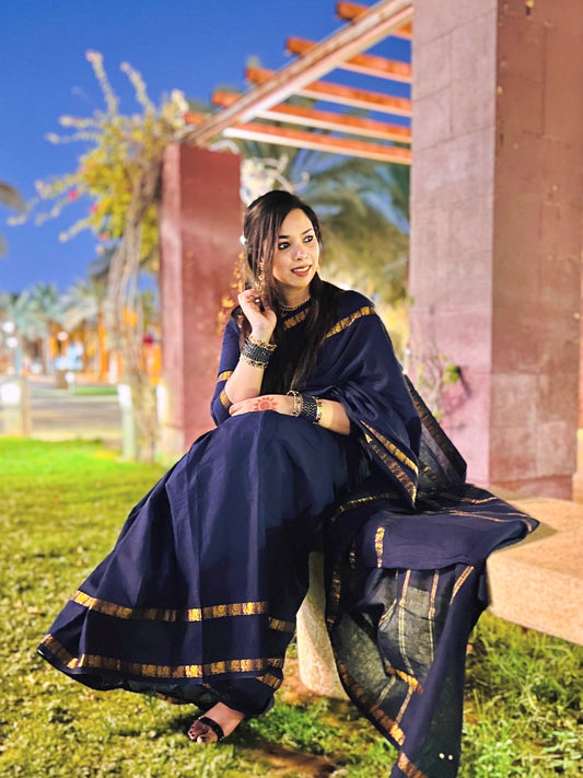 Sungudi Cotton saree with peacock border - navy blue