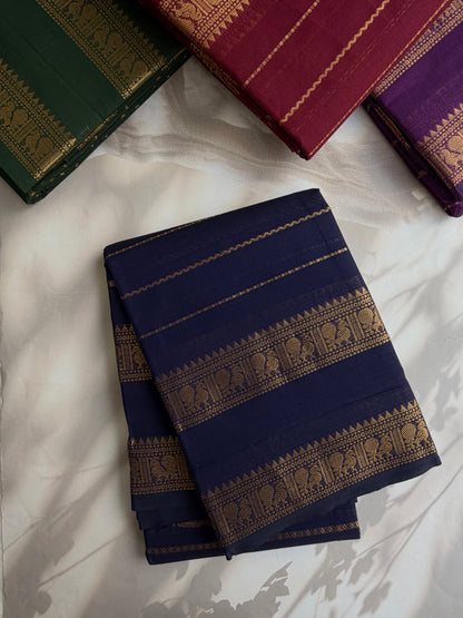 Kanchi cotton saree with Velthari pattern weaves dark blue