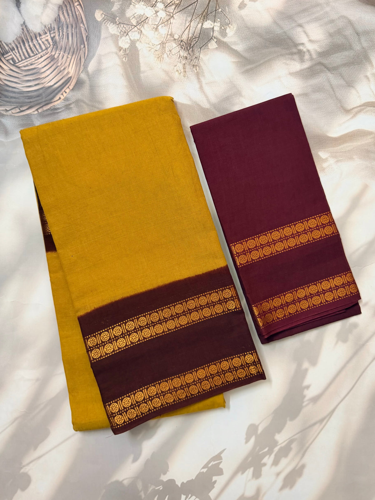 Sungudi Cotton saree with contrast border