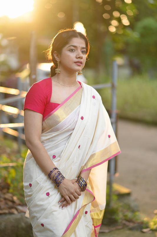 Kasavu saree in tulip embroidery - pink