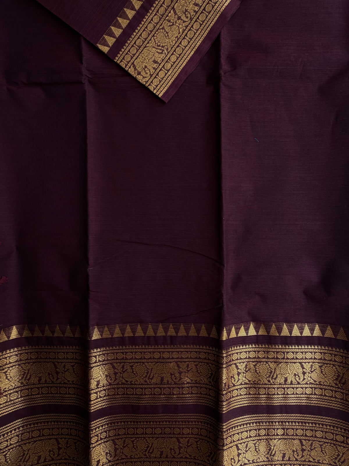 Kanchi cotton saree with rettapet border