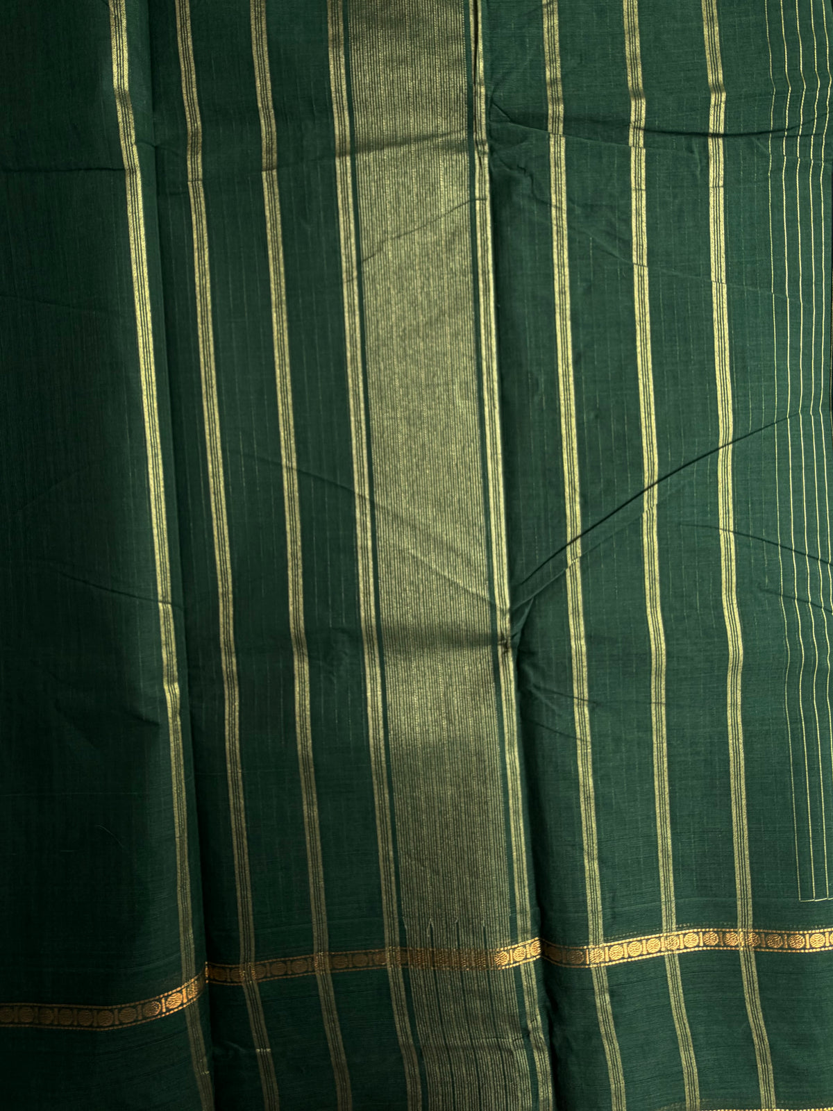 Kanchi cotton saree with Vairaoosi weaves dark green