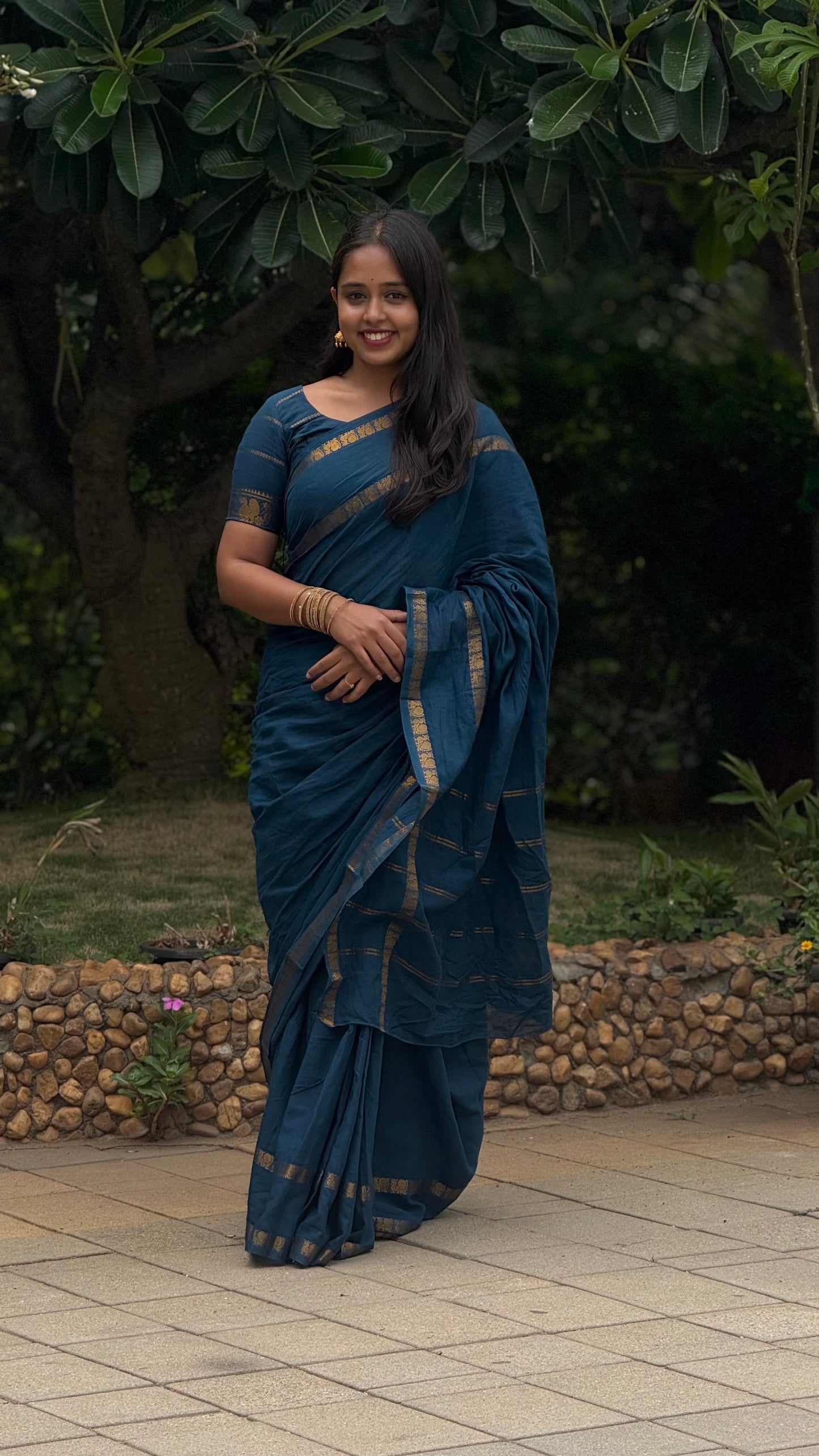 Sungudi Cotton saree with peacock border Rama blue