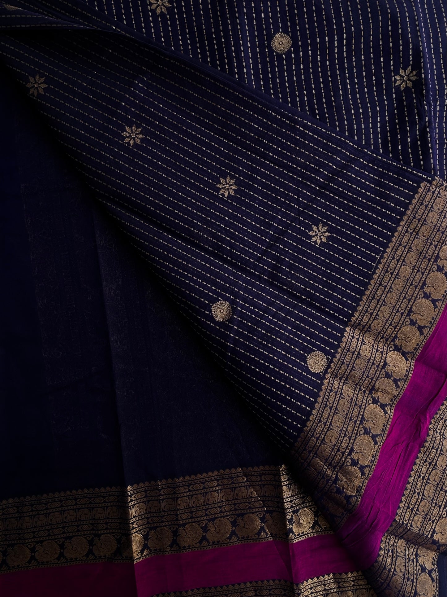 Kanchi cotton saree in Vairaoosi pattern annam zari weaves & grand pallu