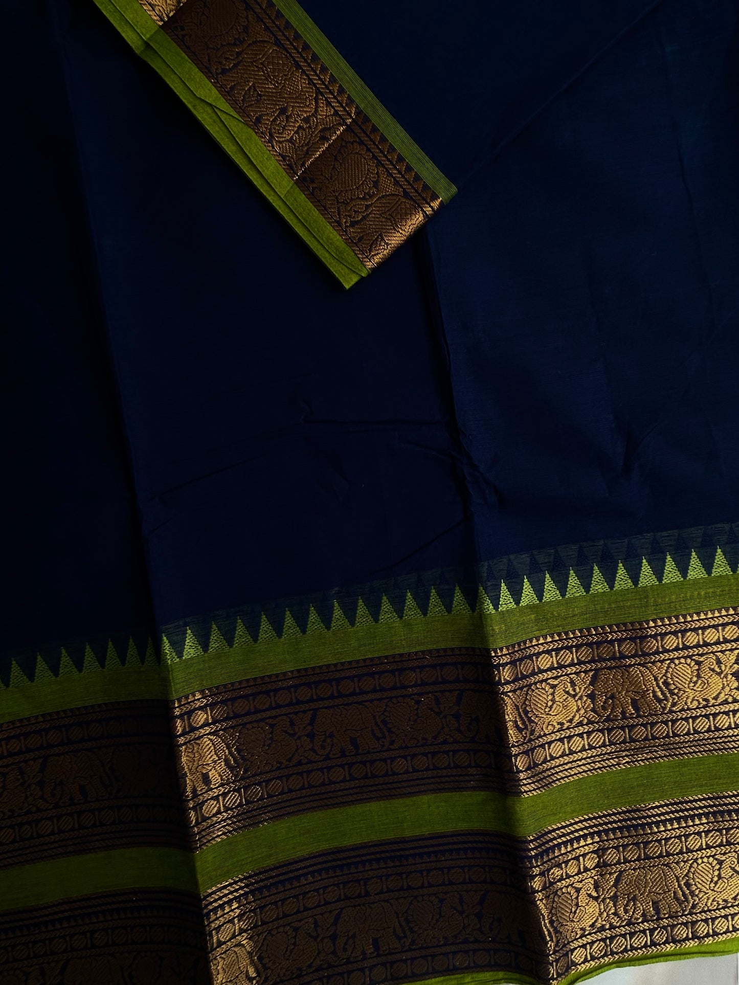 Kanchi cotton saree with rettapett border - blue with green border