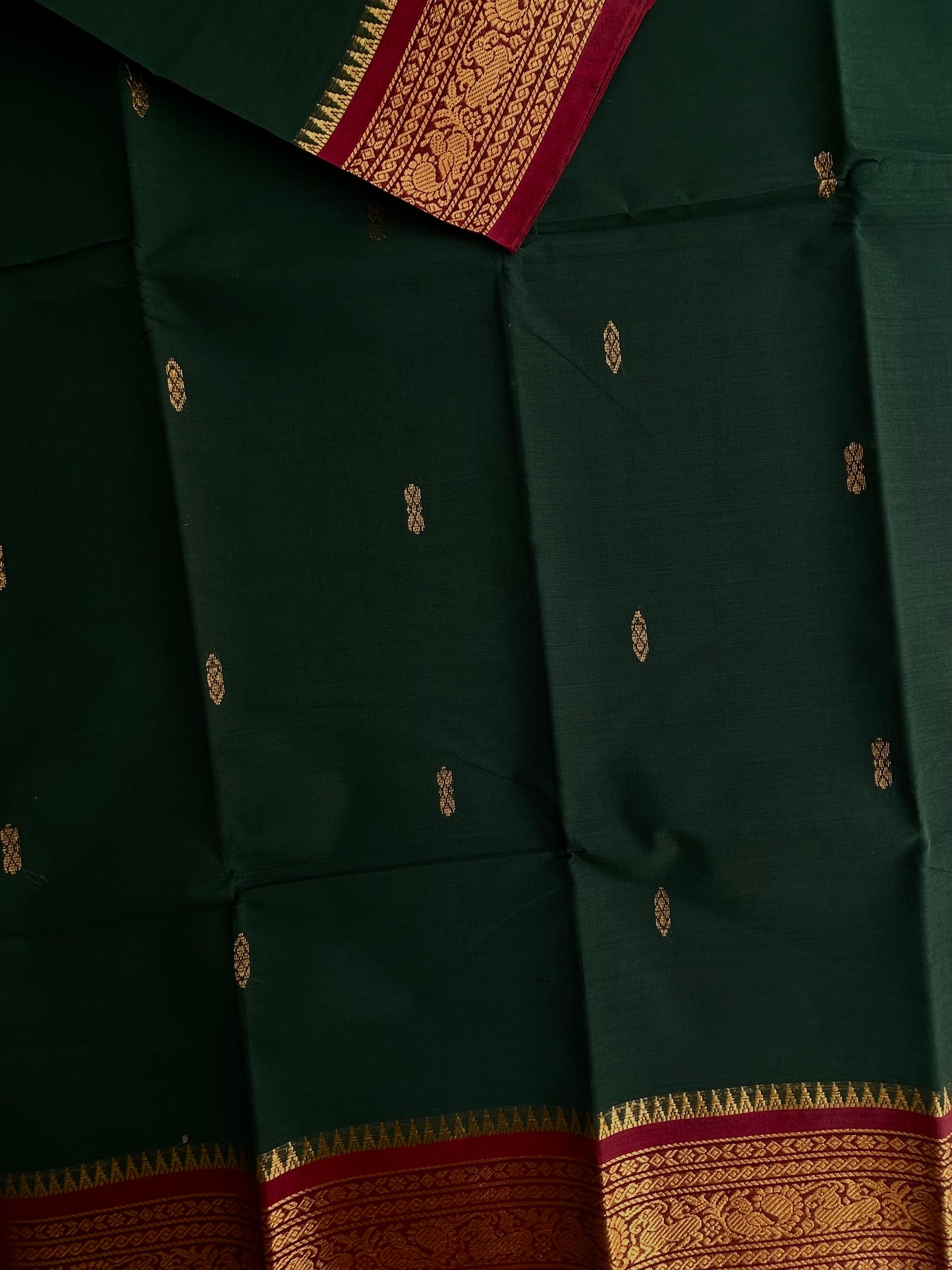 Kanchi cotton saree with butta weaves