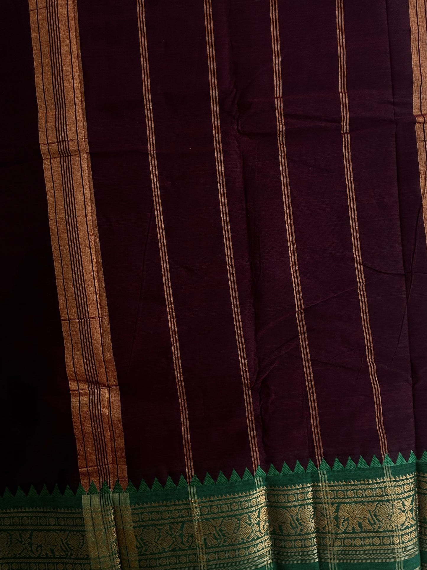 Kanchi cotton saree with rettapett border