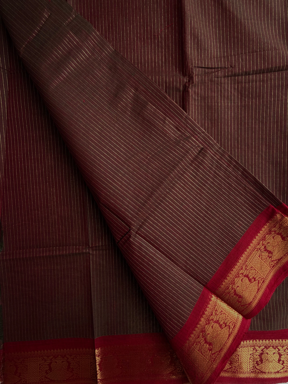 Kanchi cotton saree with Vairaoosi weaves