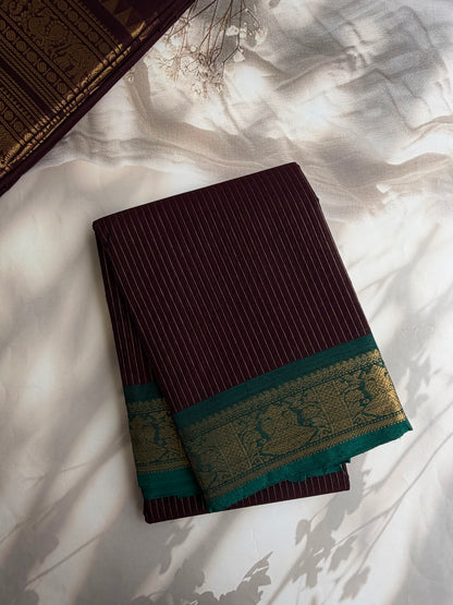 Kanchi cotton saree with Vairaoosi weaves brown